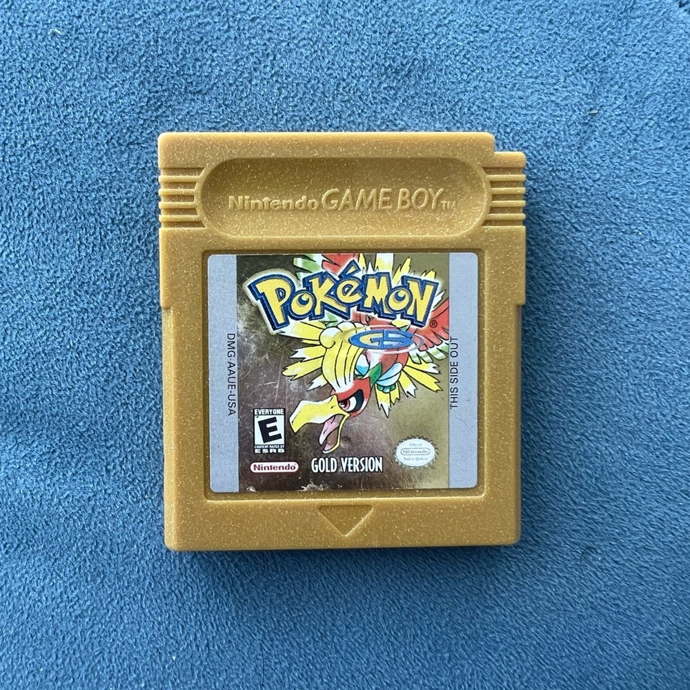 Nintendo Game Boy Pokémon Gold Version Cartridge